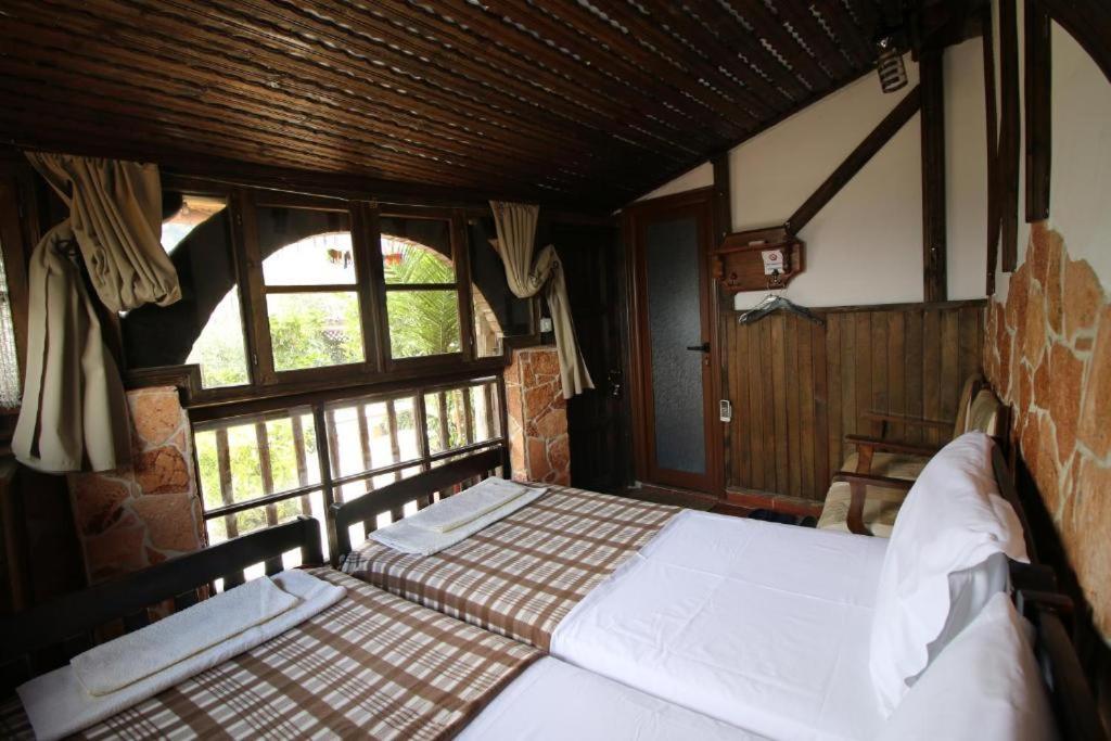 בראט Hotel Nasho Vruho מראה חיצוני תמונה